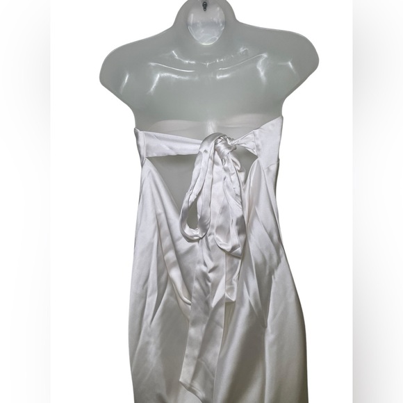 WeWoreWhat White Strapless Satin Midi Dress w/ Flower Necktie Size 14 NWT - Picture 6 of 8
